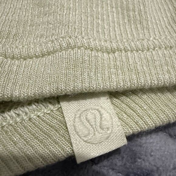 Lululemon Pistachio Green Ribbed Sleeveless Tank Top Stretchy Size M - Picture 17 of 17